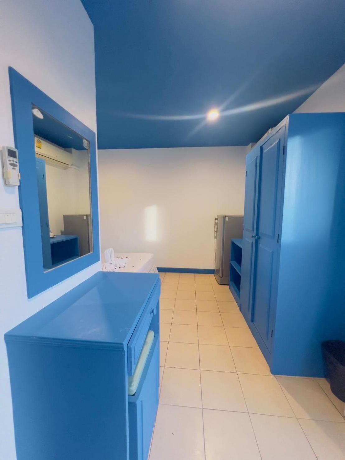 Blue Planet Hotel Patong Bagian luar foto