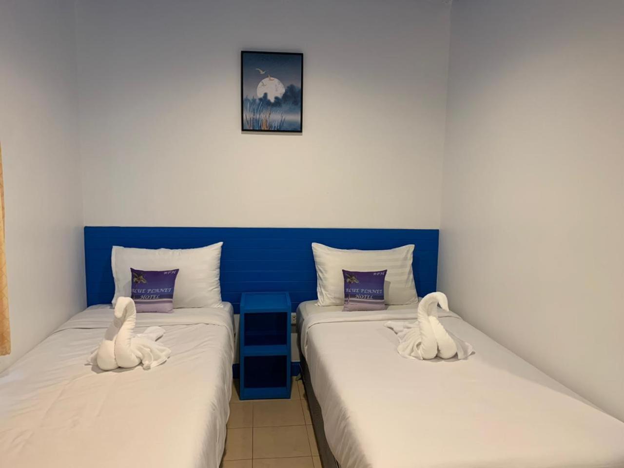 Blue Planet Hotel Patong Bagian luar foto